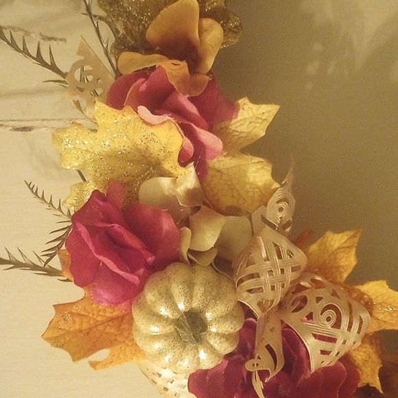 Fall artificial wreath - Picture 2 of 6